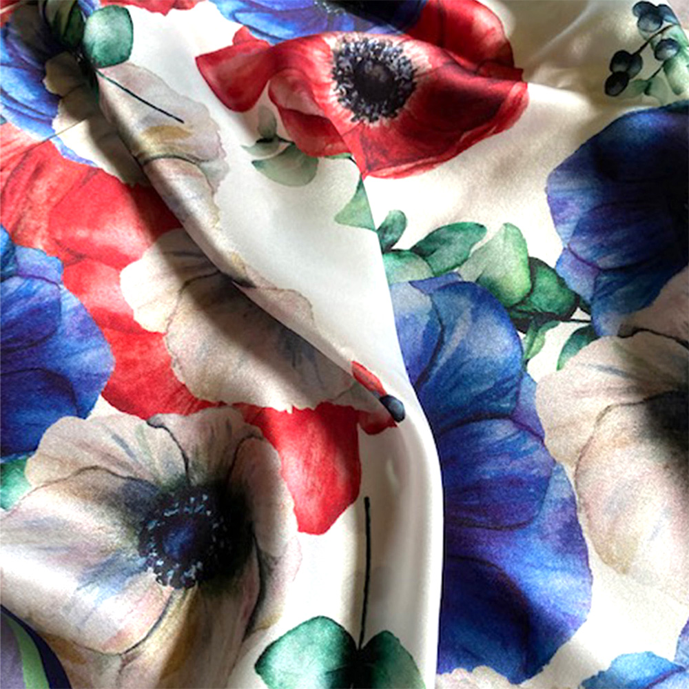 Eșarfă din mătase naturală – Grădina Anemonelor