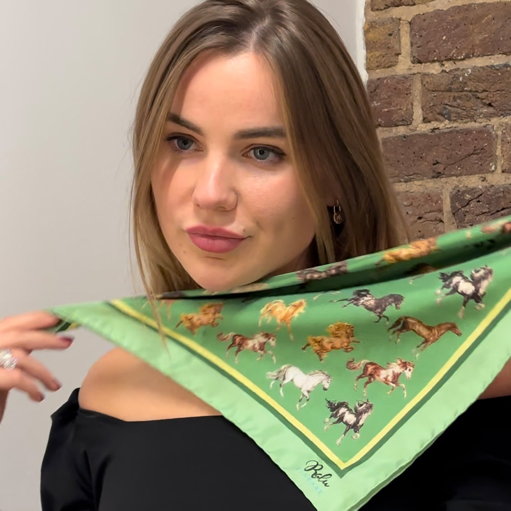 MAJESTIC HORSES GREEN NECKERCHIEF OM 2