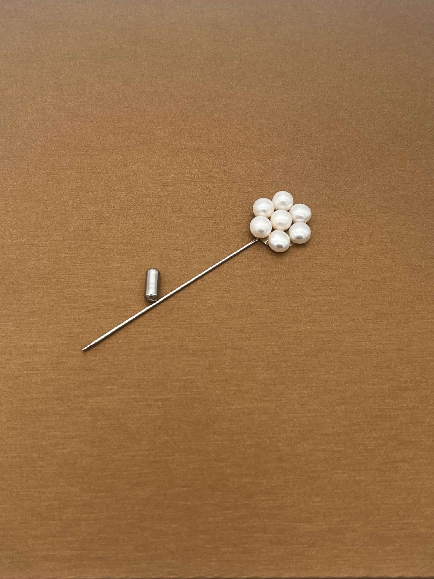 Brosa din otel inoxidabil cu perle naturale de cultura