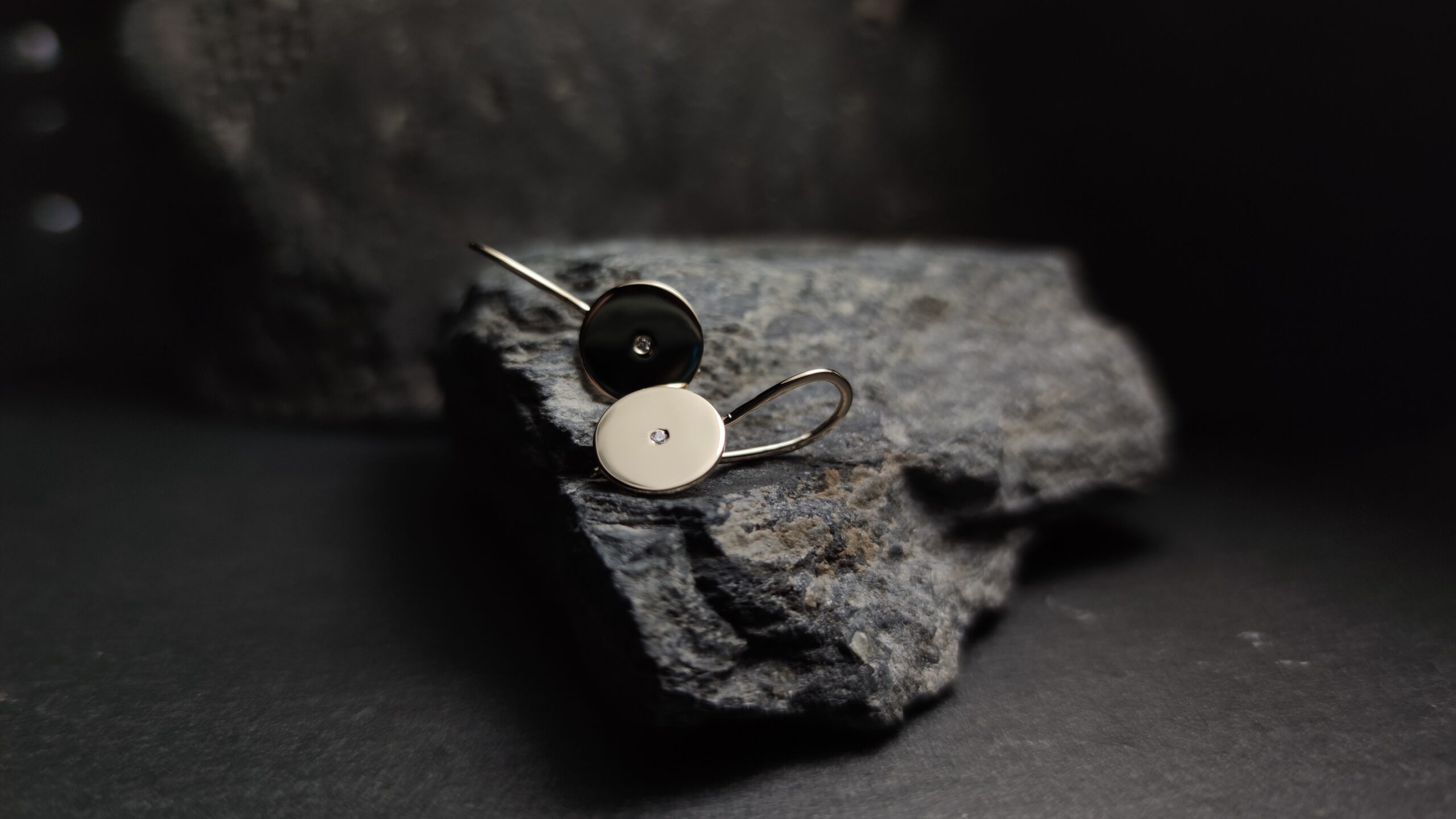 Cercei din aur, cu diamante