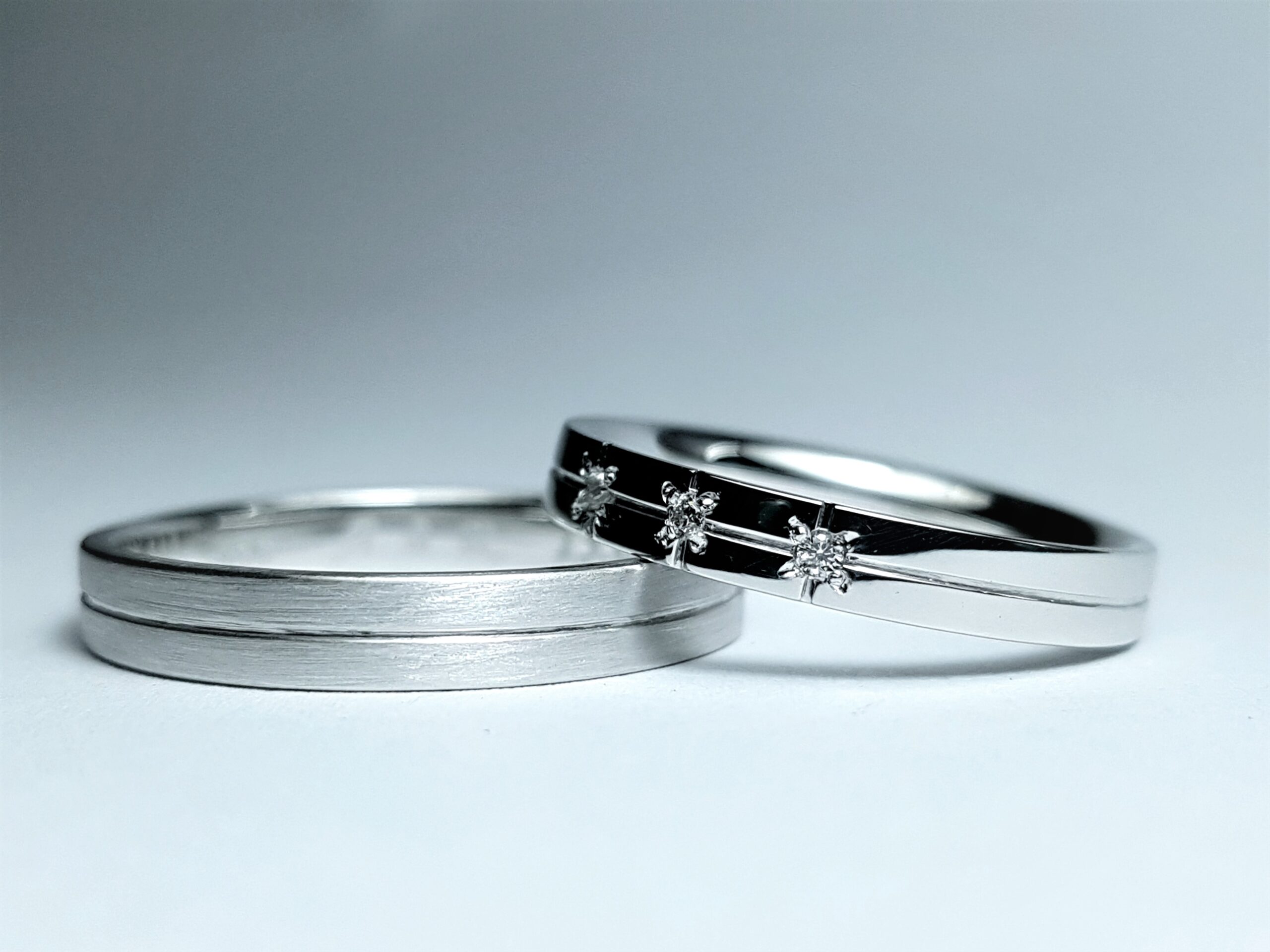 Verighete din aur cu diamante si rodiu alb