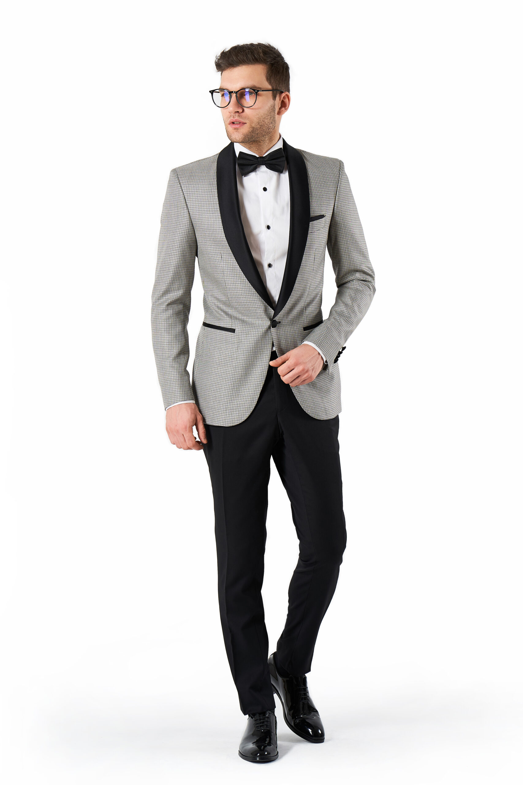 Costum smoking “Silver Gatsby” – Eleganță Art Deco reinterpretată